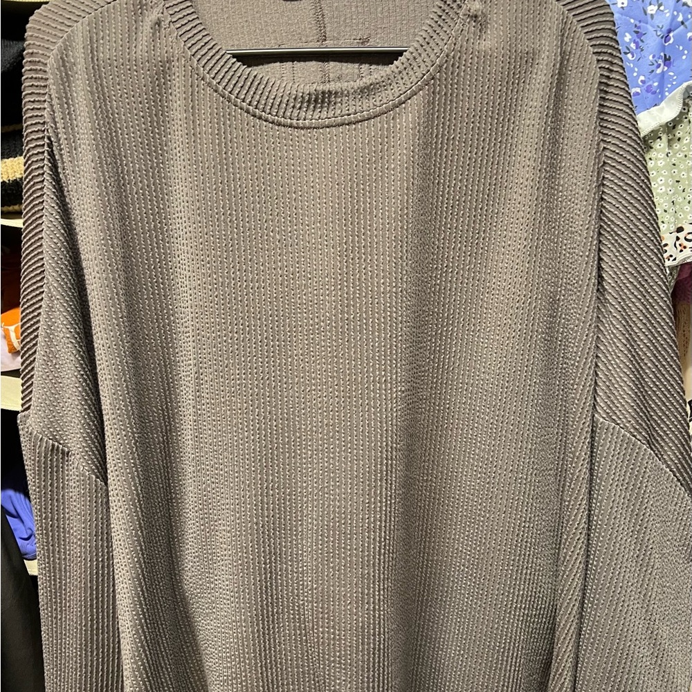 Elegant Gray Women's Blouse